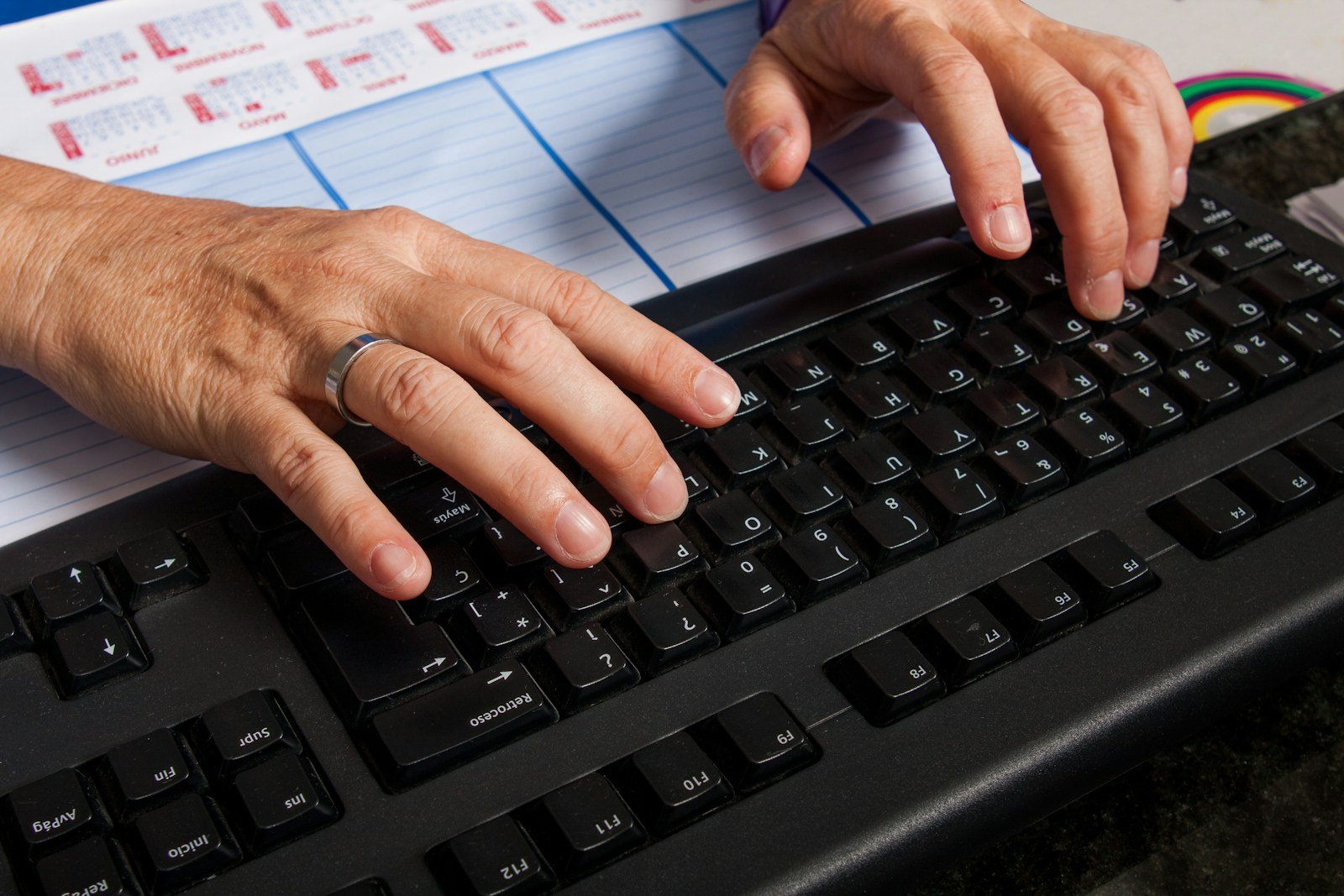 Les meilleurs outils en ligne pour trouver des mots-clés de longue traîne pour votre créneau