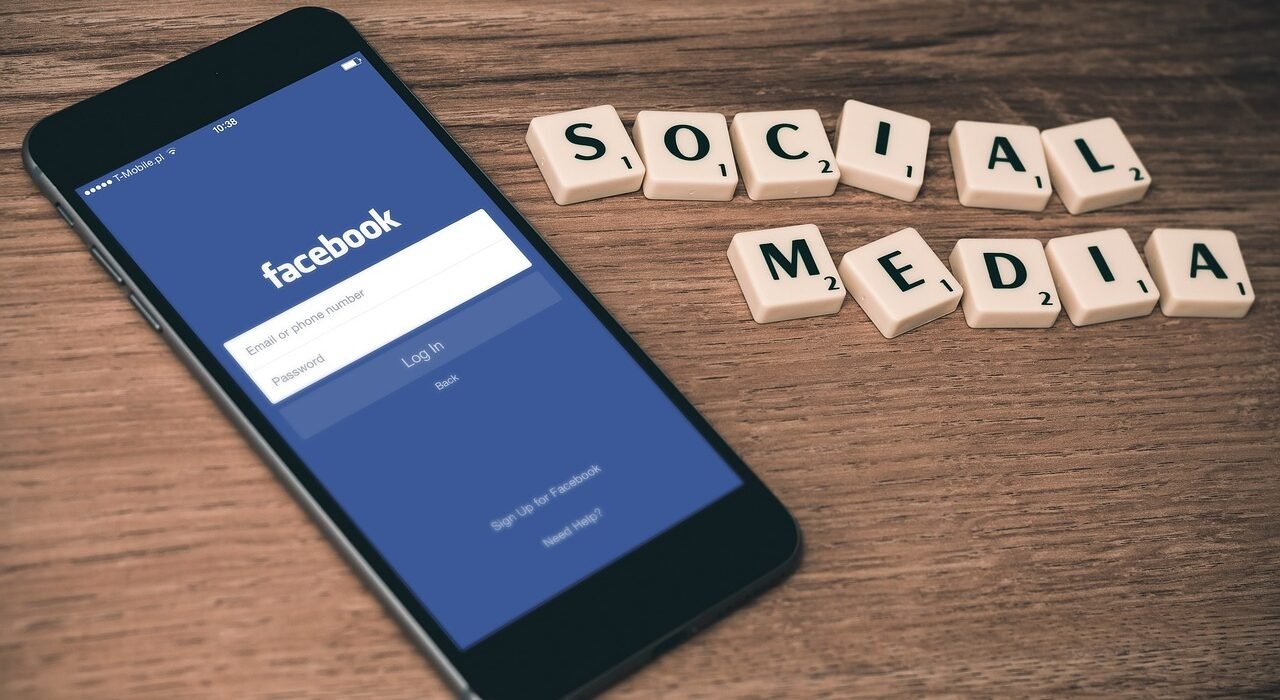 social media, facebook, smartphone, iphone, mobile, media, web, internet, social network, social networking, multimedia, social media, social media, social media, facebook, facebook, facebook, facebook, facebook